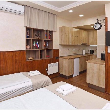 Family Mini-Hotel Martirosyan'S And Tours Jerevan Exteriér fotografie