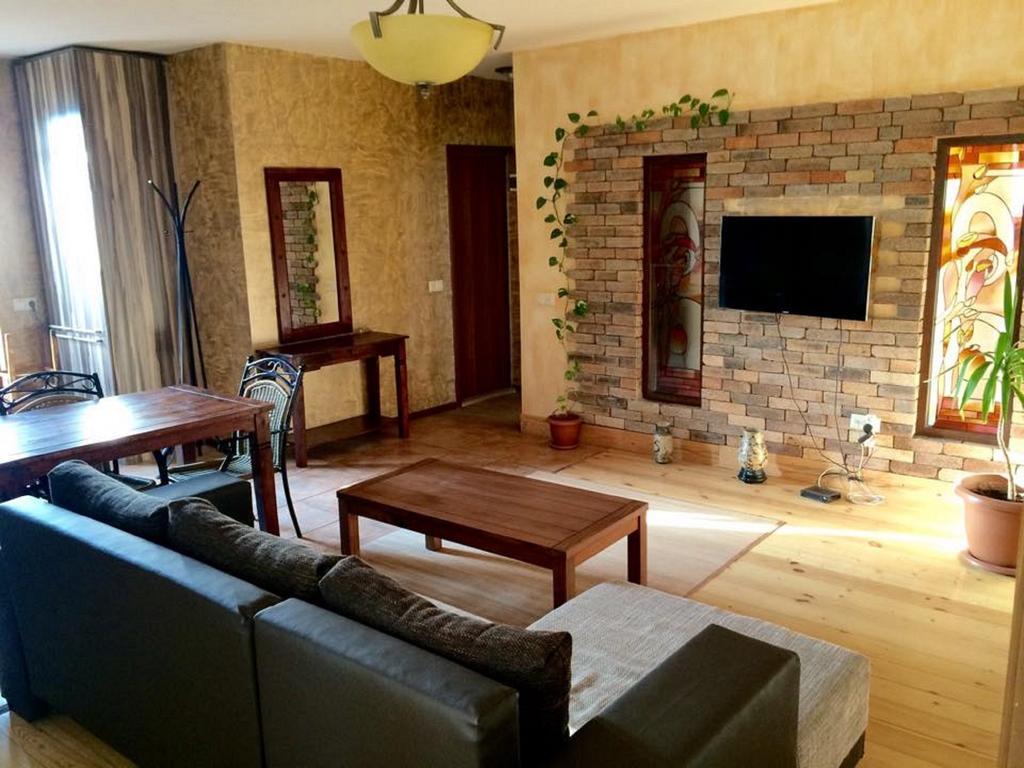 Family Mini-Hotel Martirosyan'S And Tours Jerevan Pokoj fotografie