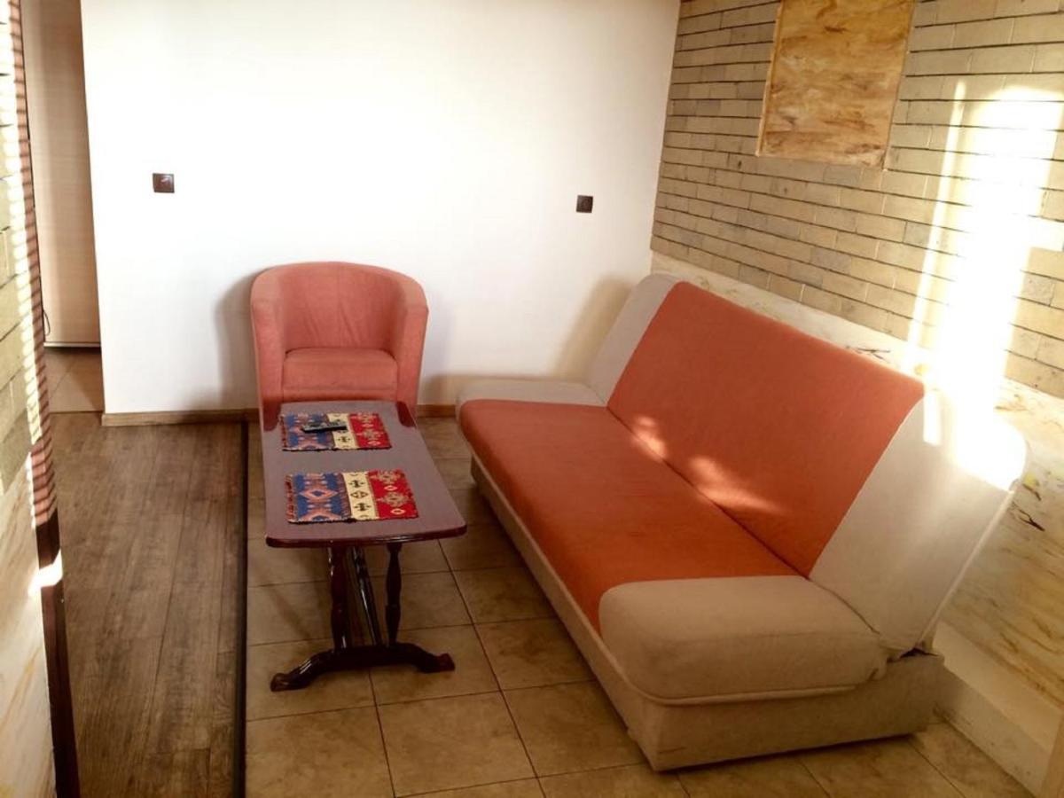 Family Mini-Hotel Martirosyan'S And Tours Jerevan Pokoj fotografie
